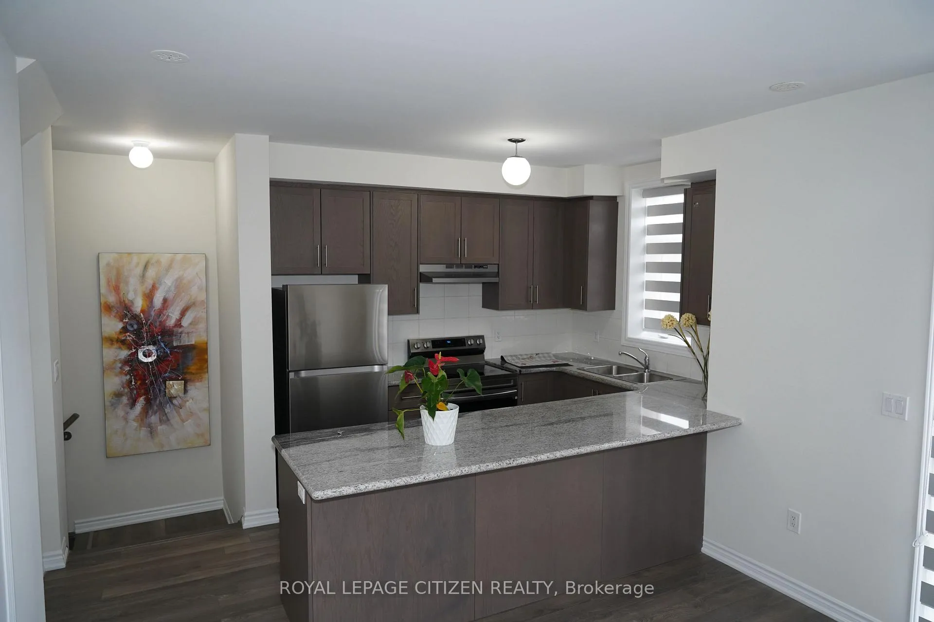 Photo 10 of 70 Halliford Place, Brampton, Brampton East — HOMEH