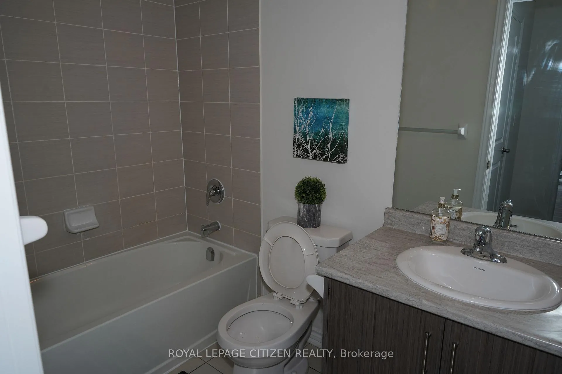 Photo 35 of 70 Halliford Place, Brampton, Brampton East — HOMEH