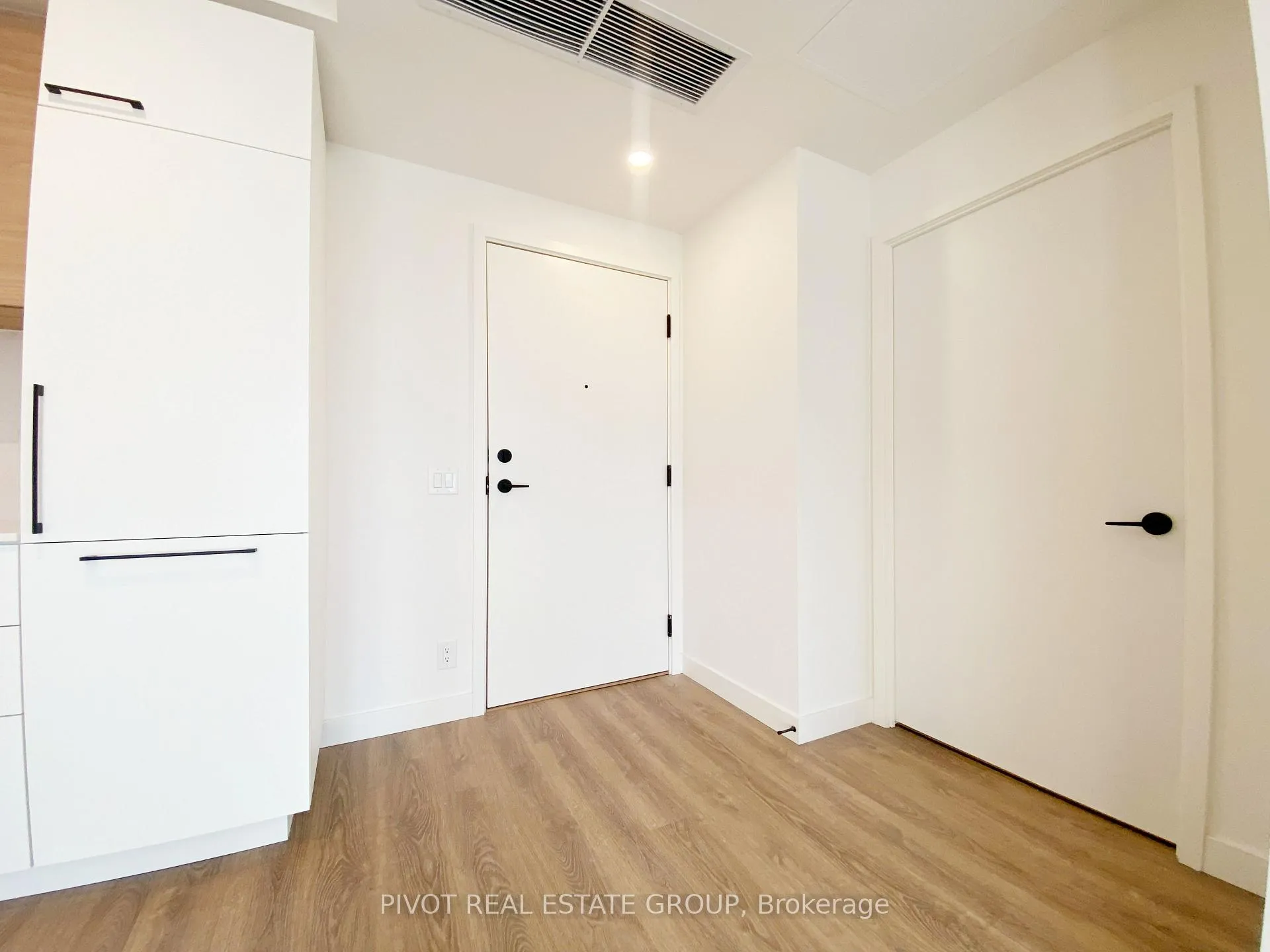 Photo 18 of Unit 911, 1050 Eastern Avenue, Toronto, The Beaches — HOMEH