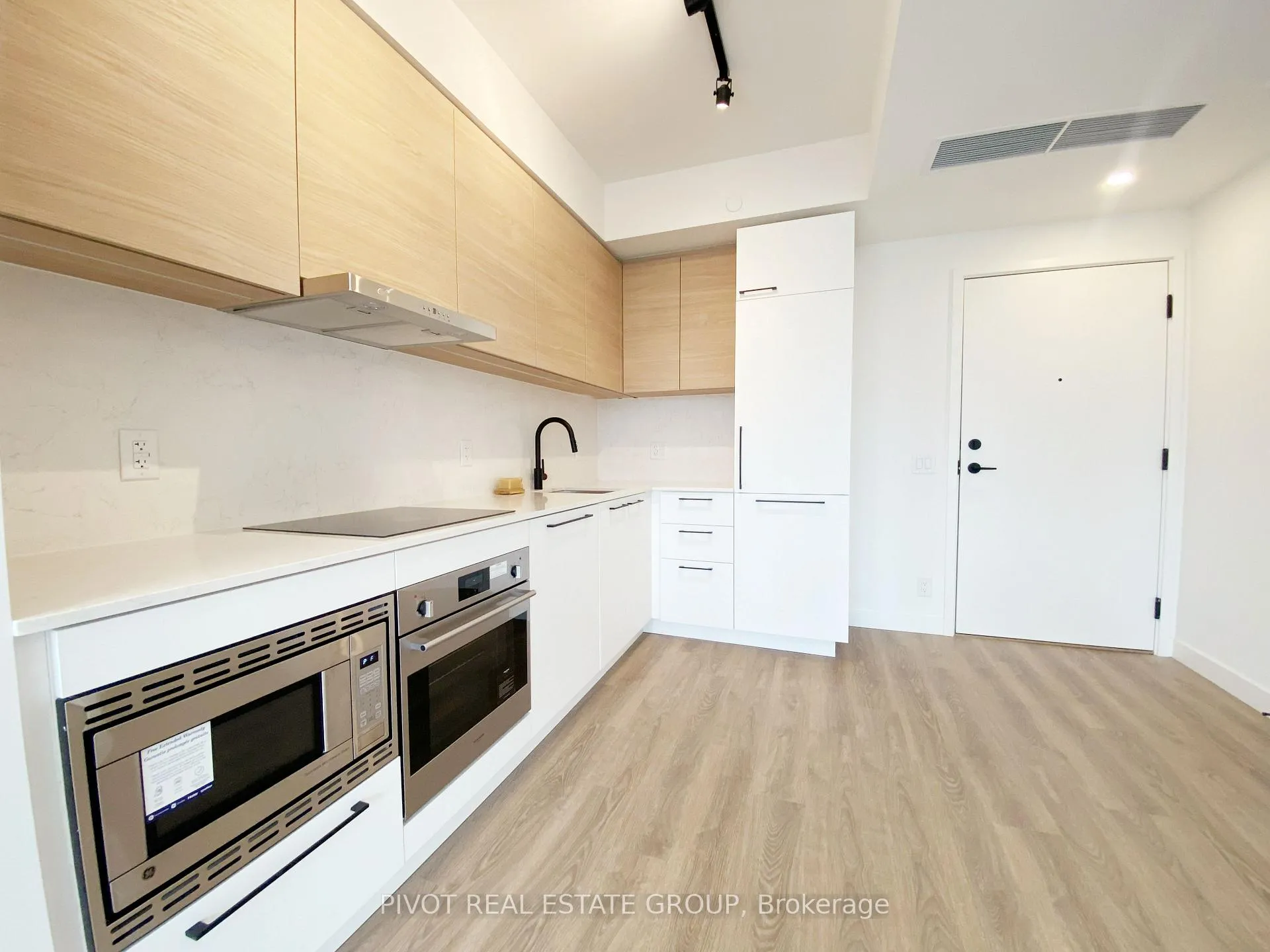Photo 21 of Unit 911, 1050 Eastern Avenue, Toronto, The Beaches — HOMEH