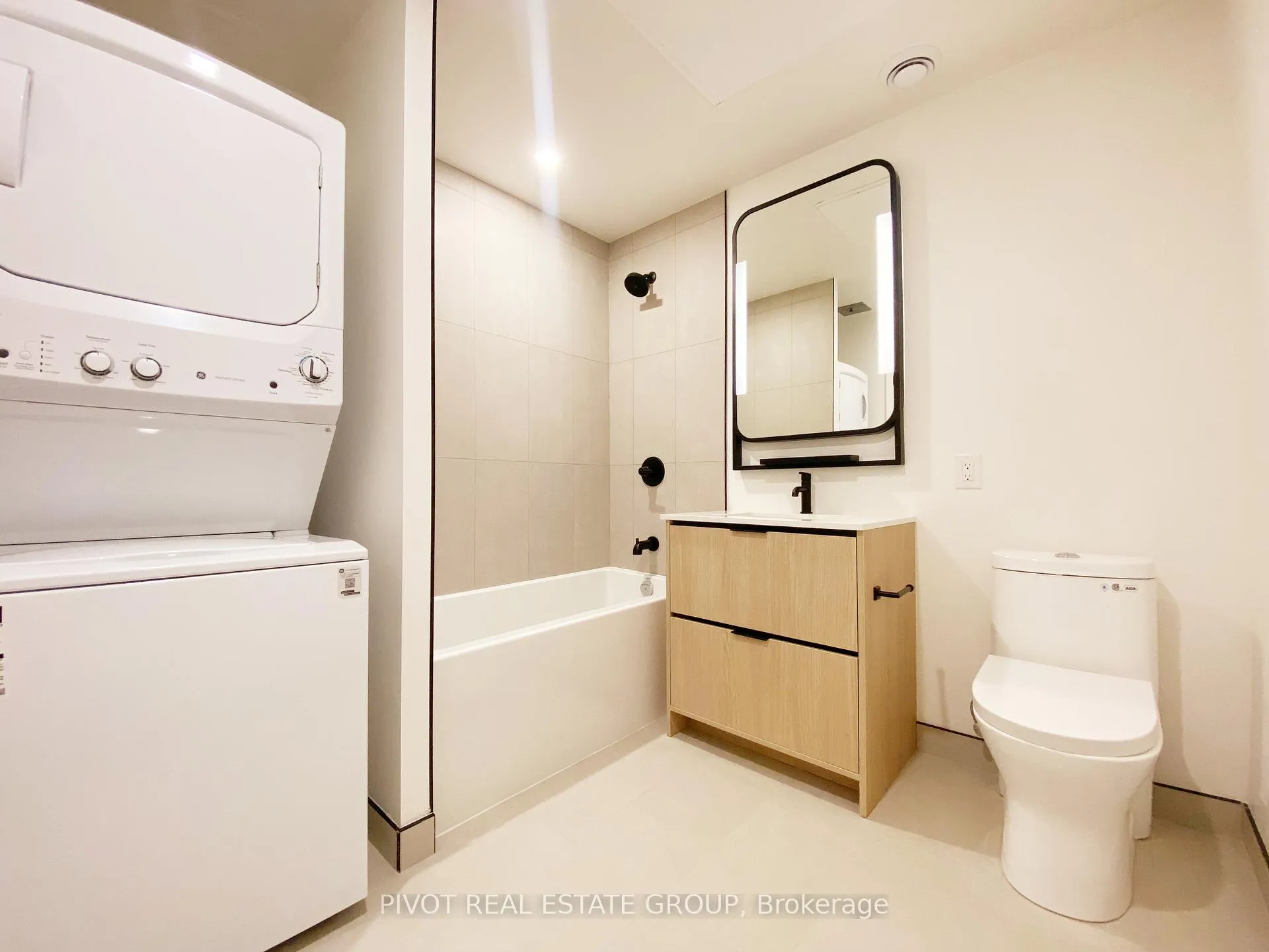 Photo 23 of Unit 911, 1050 Eastern Avenue, Toronto, The Beaches — HOMEH