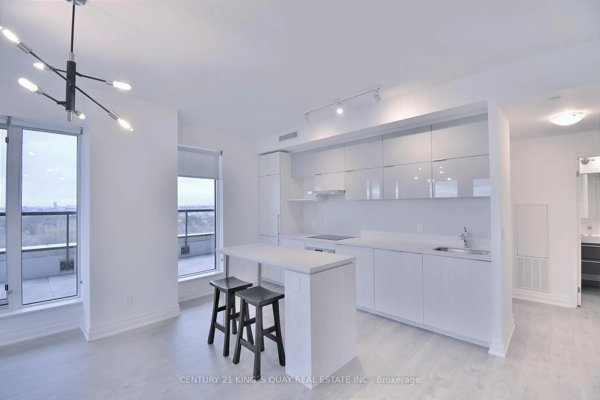 Photo 4 of Unit 915, 10 Rouge Valley Drive, Markham, Unionville — HOMEH