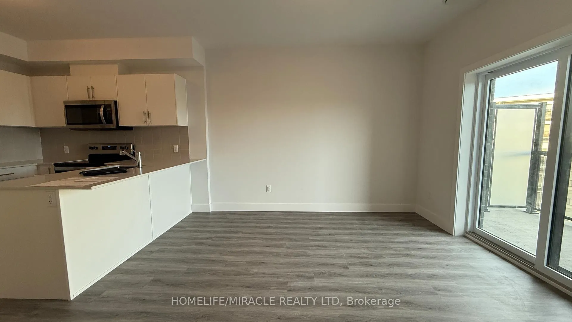 Photo 4 of Unit 410, 1000 Lackner Place, Waterloo — HOMEH