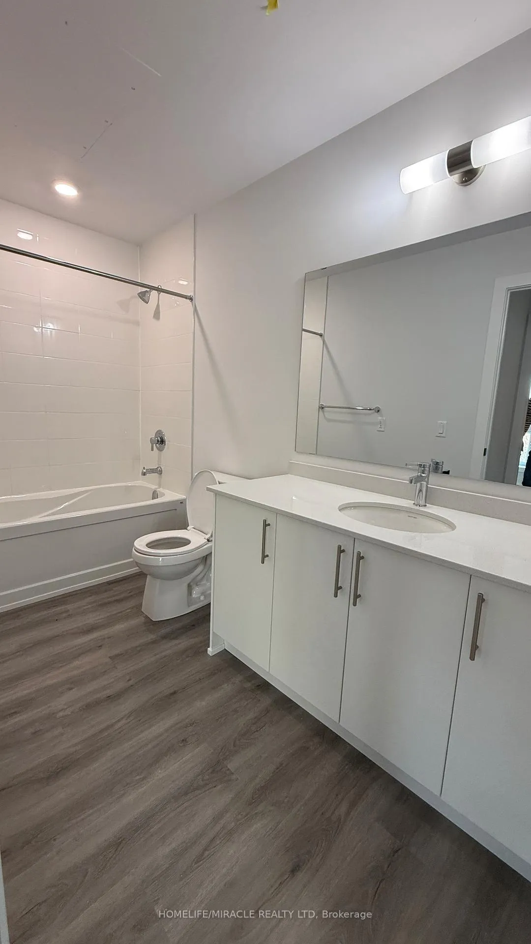 Photo 10 of Unit 410, 1000 Lackner Place, Waterloo — HOMEH