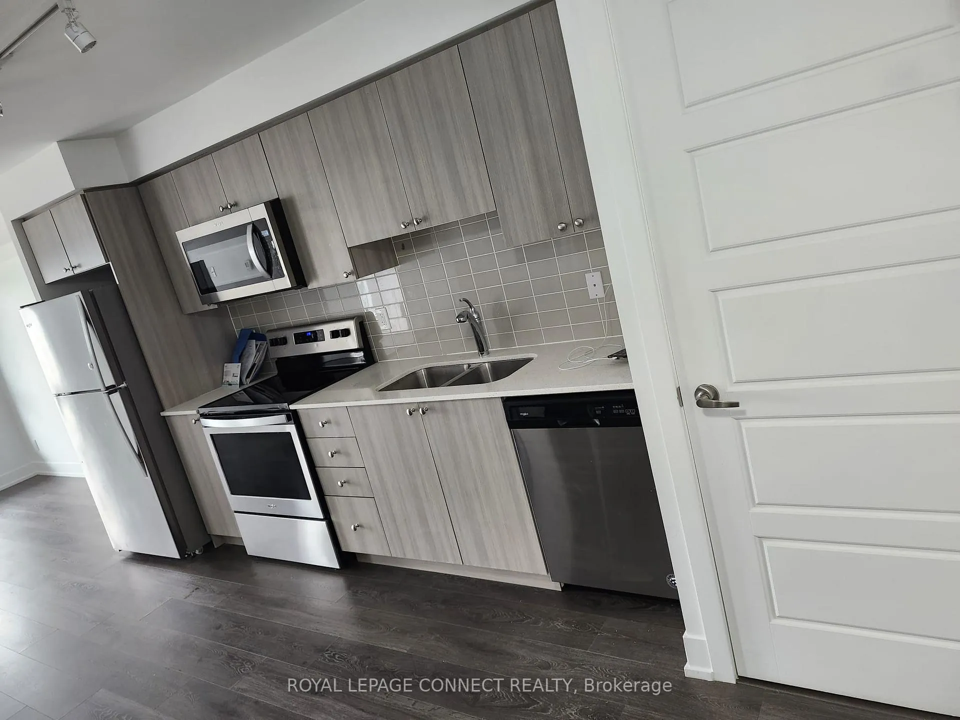 Photo 7 of Unit 508, 1255 Bayly Street, Pickering, Liverpool — HOMEH