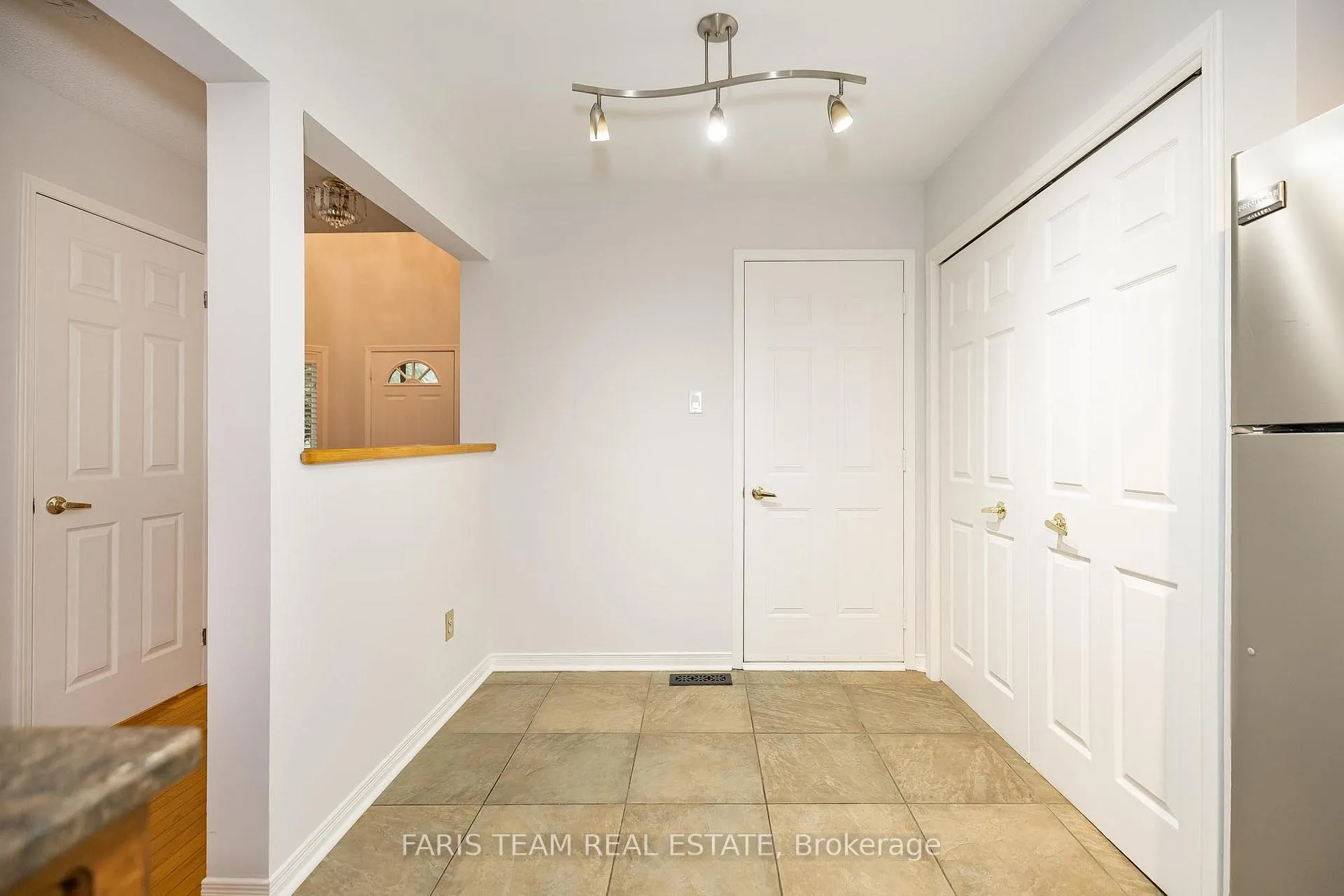 Photo 8 of 9 Briarwood Drive, New Tecumseth, Alliston — HOMEH