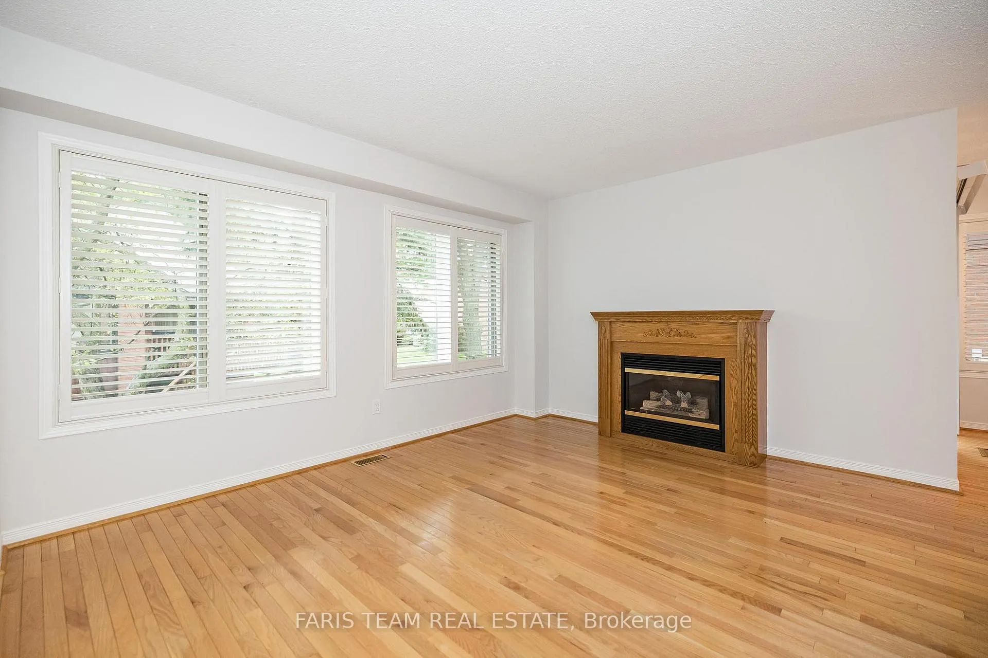 Photo 11 of 9 Briarwood Drive, New Tecumseth, Alliston — HOMEH