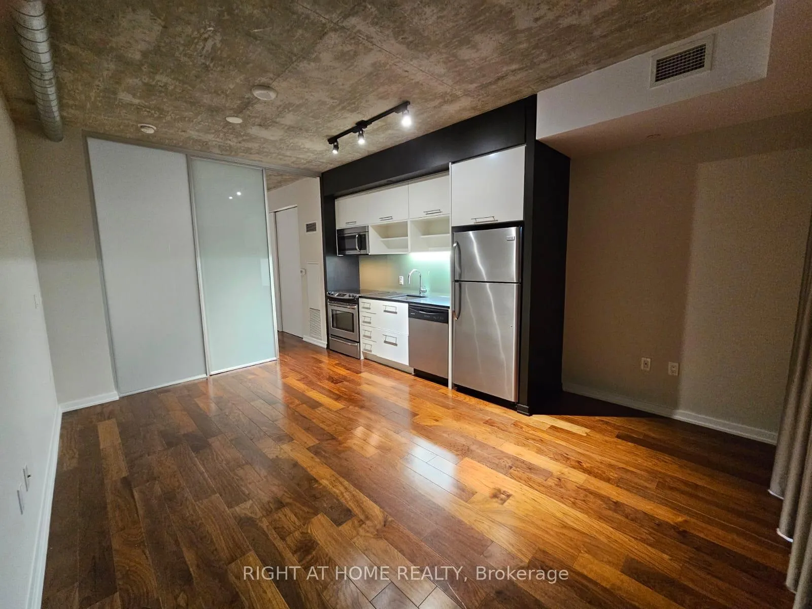 Photo 6 of Unit 326, 47 Lower River Street, Toronto, Moss Park — HOMEH