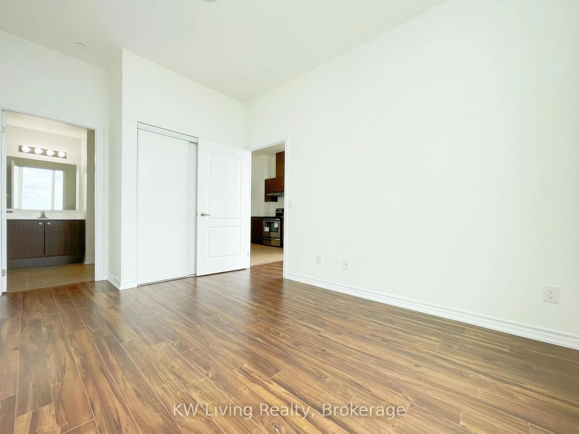Photo 7 of Unit PH07, 8323 Kennedy Road, Markham, Village Green-South Unionville — HOMEH