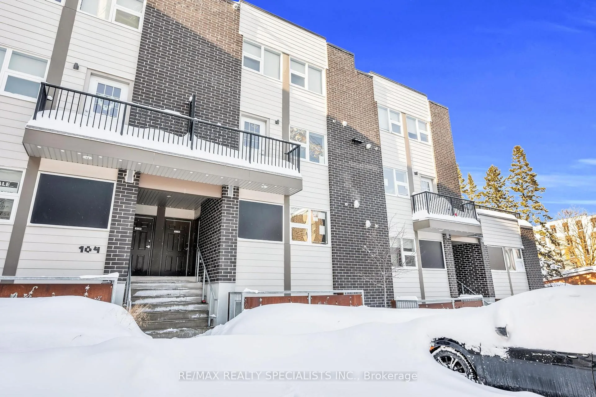 Photo 5 of Unit 105, 288 Albert Street S, Waterloo, Lakeshore Village — HOMEH