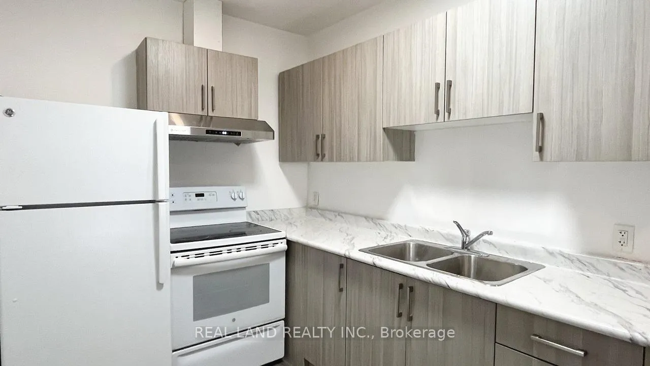 Photo 1 of Unit Unit 5, 31 King Street E, Oshawa, Central — HOMEH