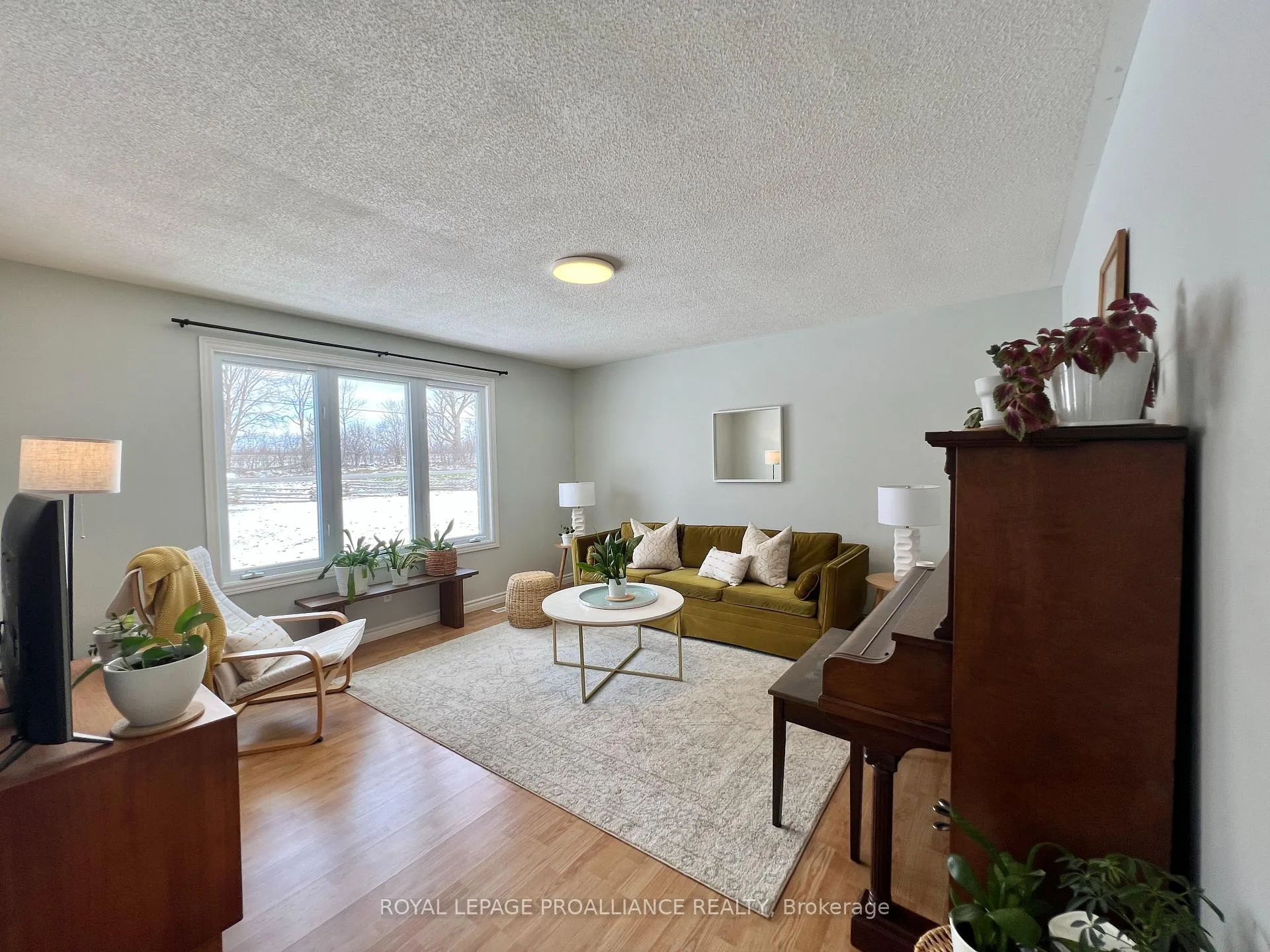 Photo 4 of 1439 County Road 19, Prince Edward County, Ameliasburg Ward — HOMEH