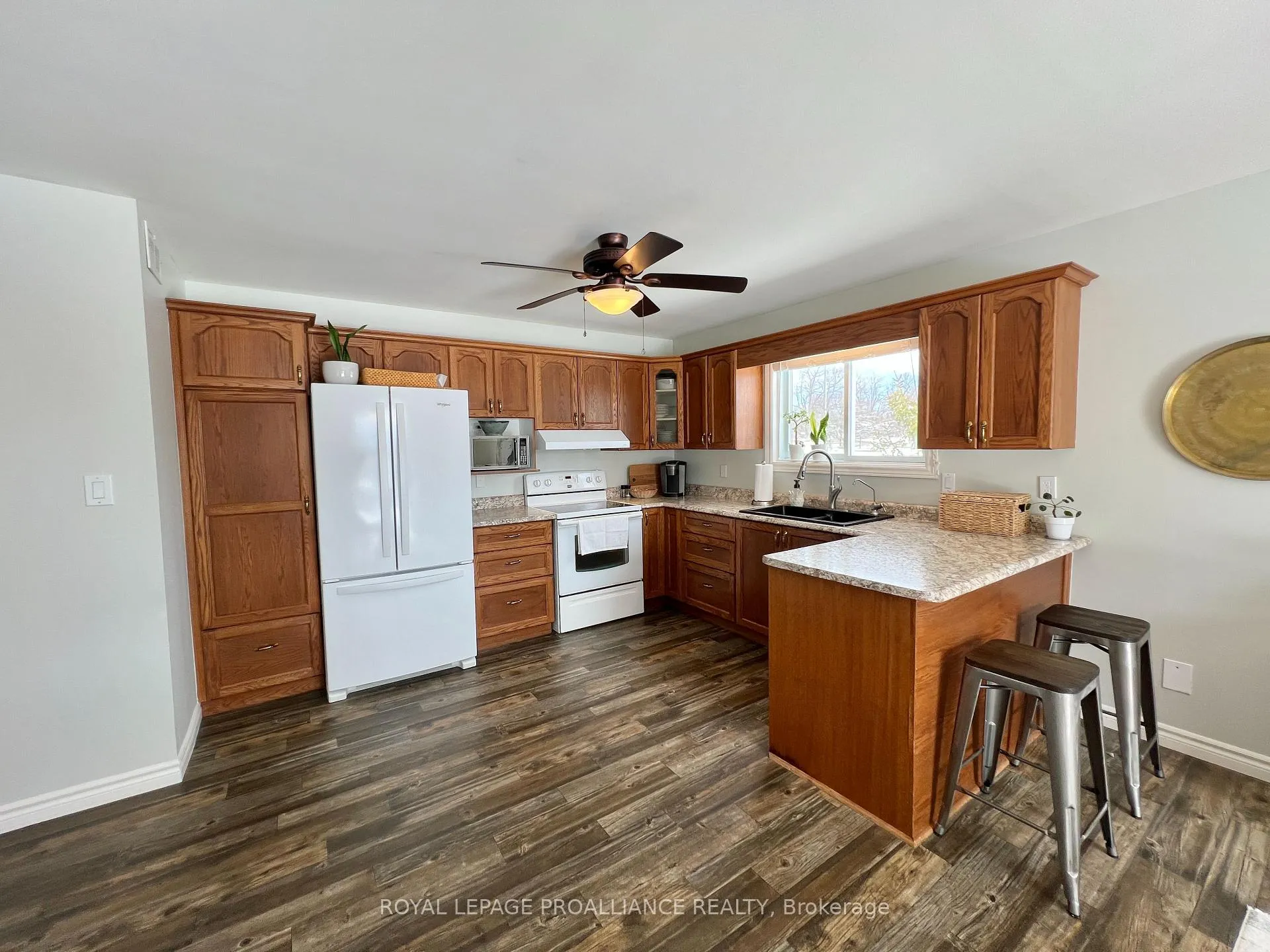 Photo 7 of 1439 County Road 19, Prince Edward County, Ameliasburg Ward — HOMEH