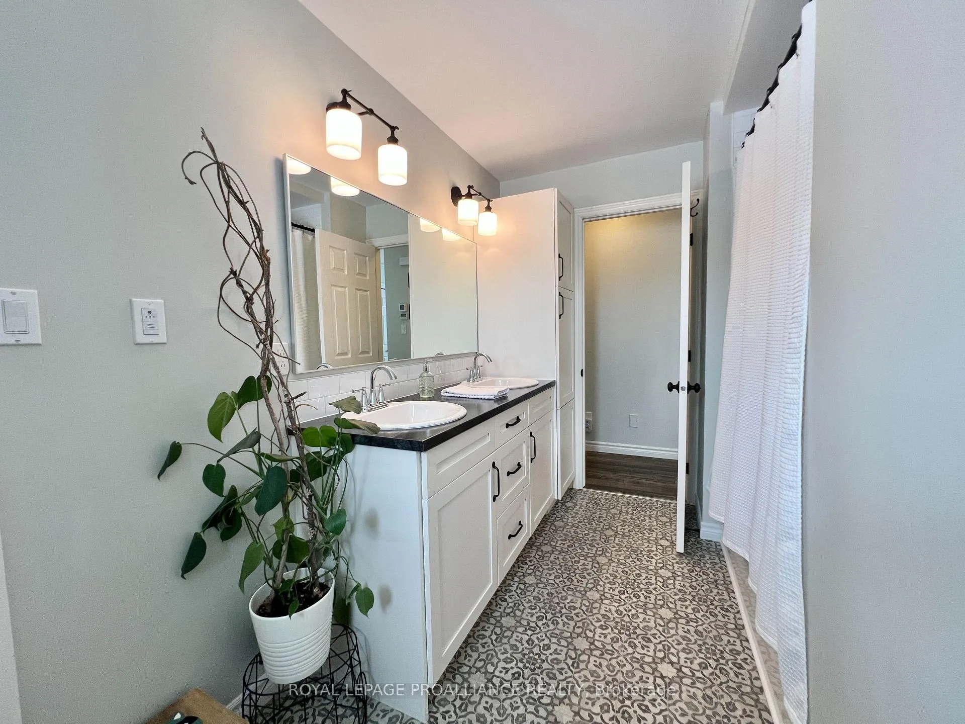 Photo 12 of 1439 County Road 19, Prince Edward County, Ameliasburg Ward — HOMEH