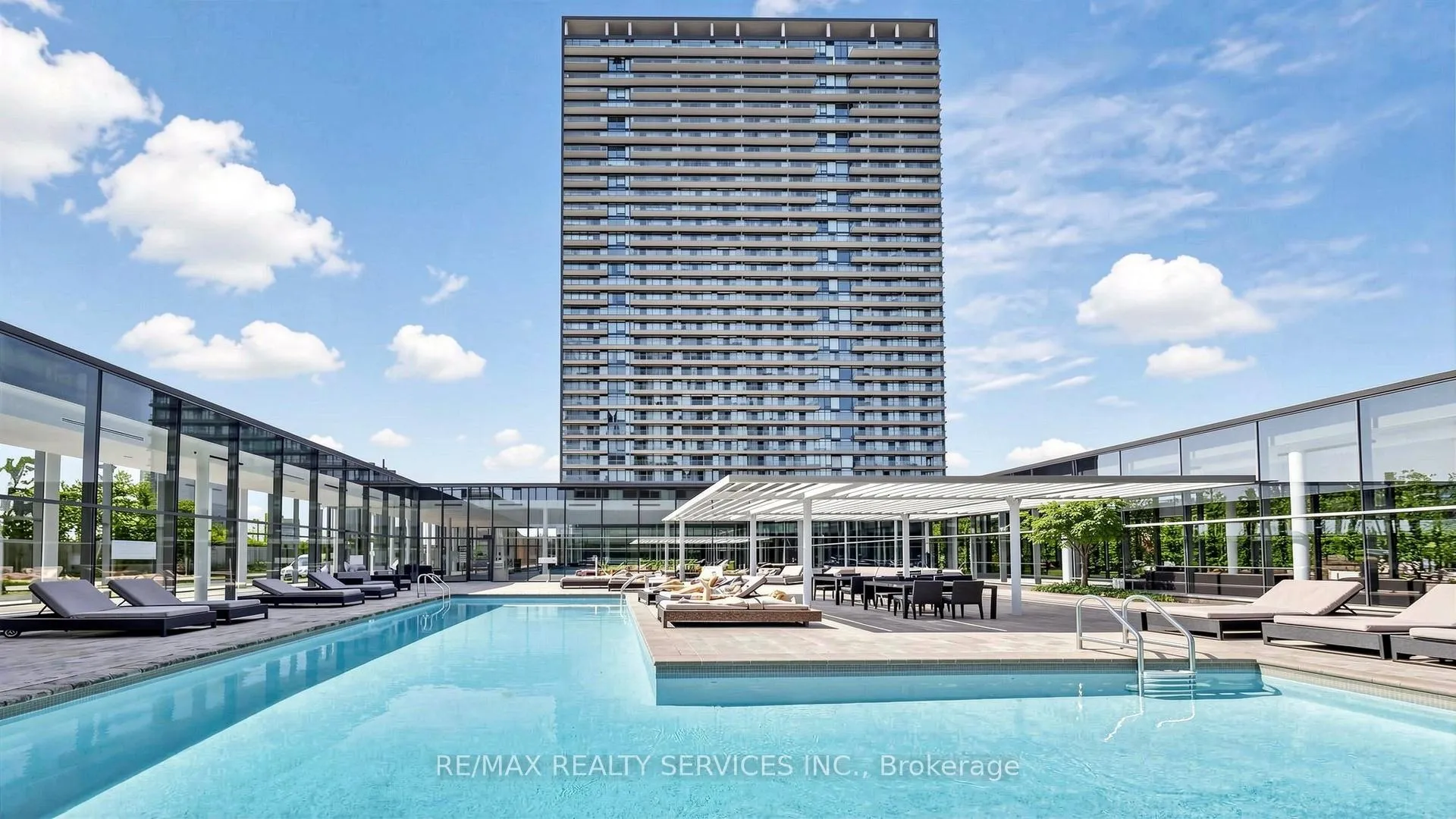 Photo 3 of Unit 511, 105 The Queensway Avenue, Toronto, High Park-Swansea — HOMEH