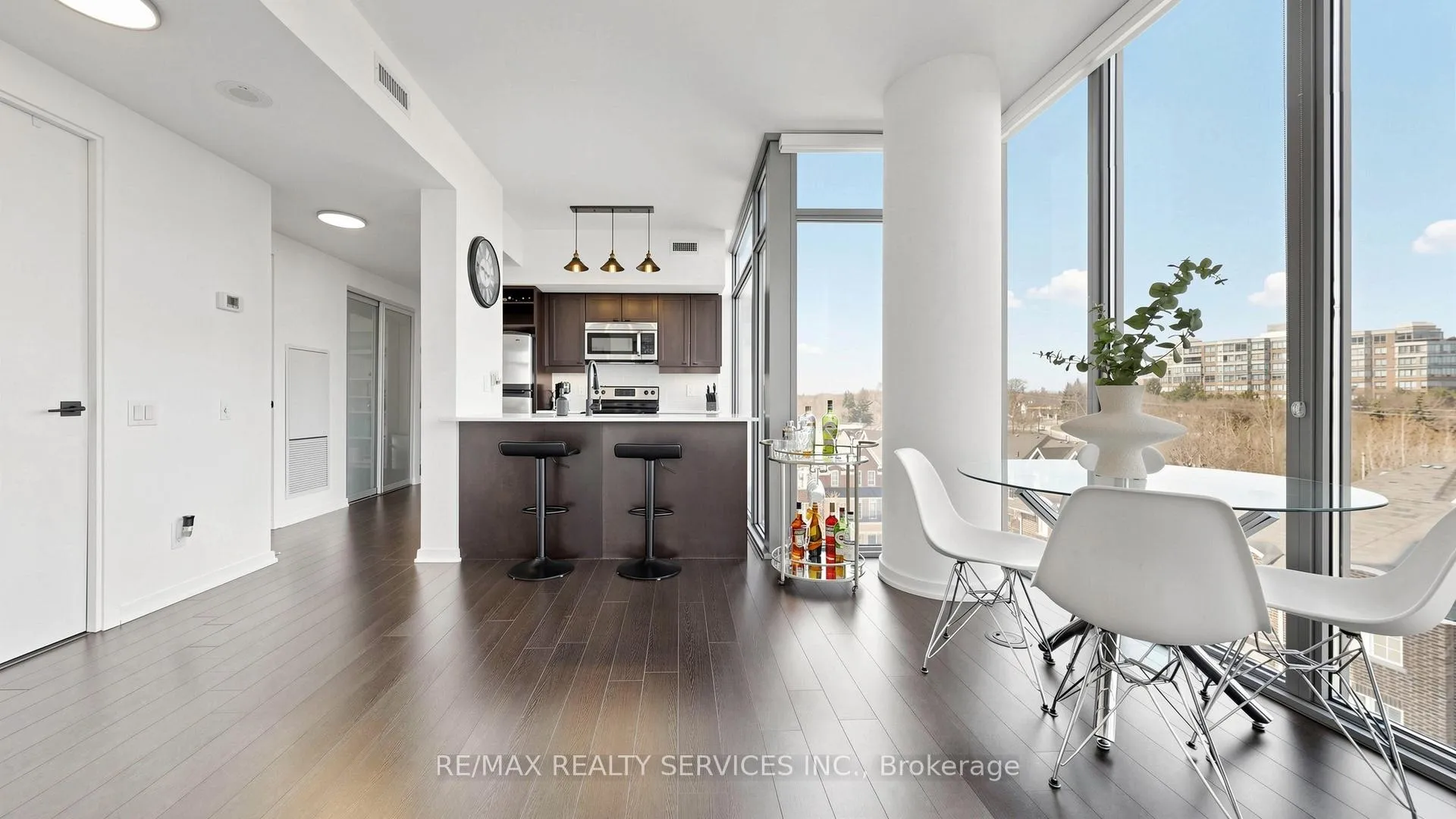 Photo 11 of Unit 511, 105 The Queensway Avenue, Toronto, High Park-Swansea — HOMEH
