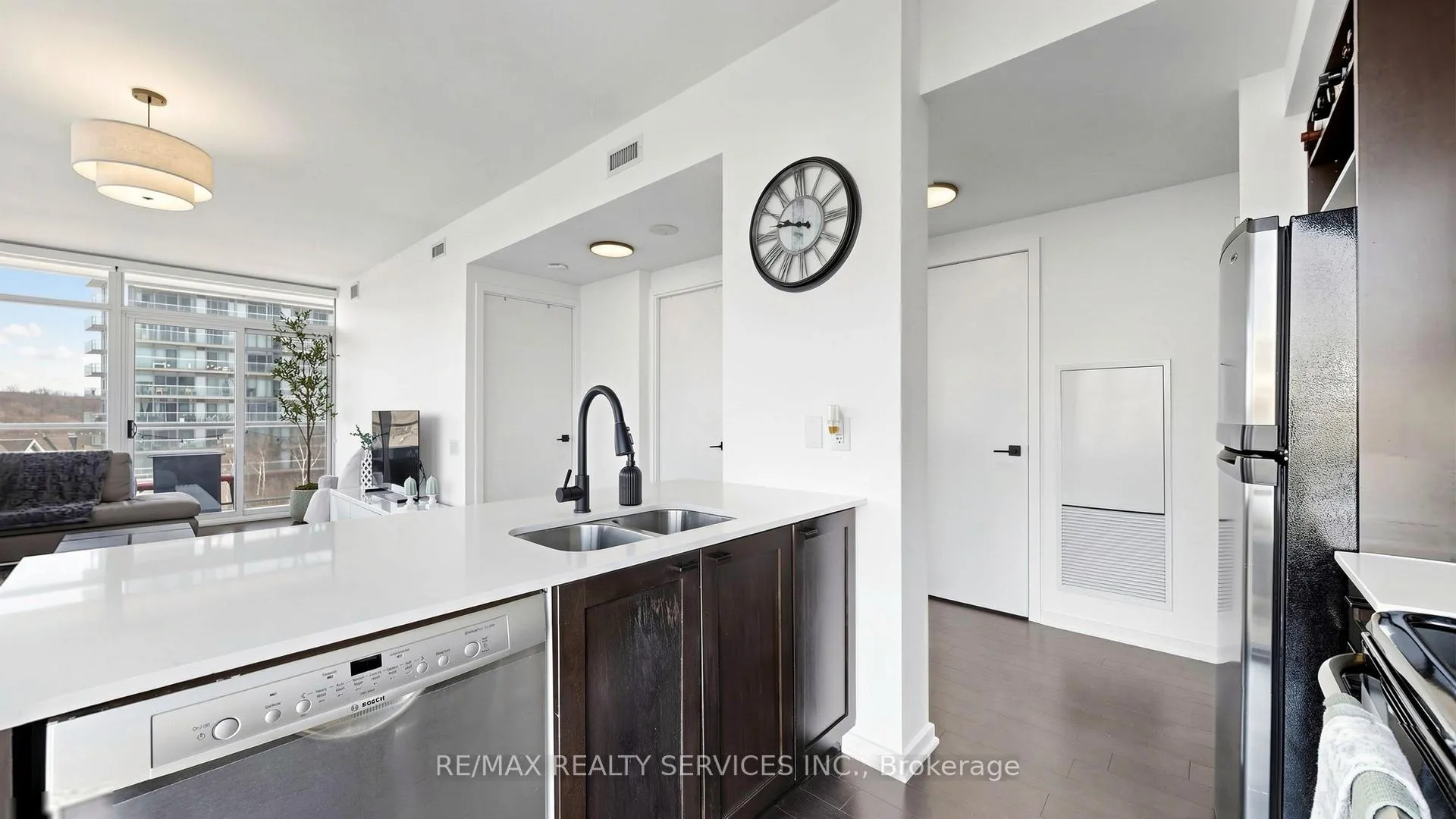 Photo 15 of Unit 511, 105 The Queensway Avenue, Toronto, High Park-Swansea — HOMEH