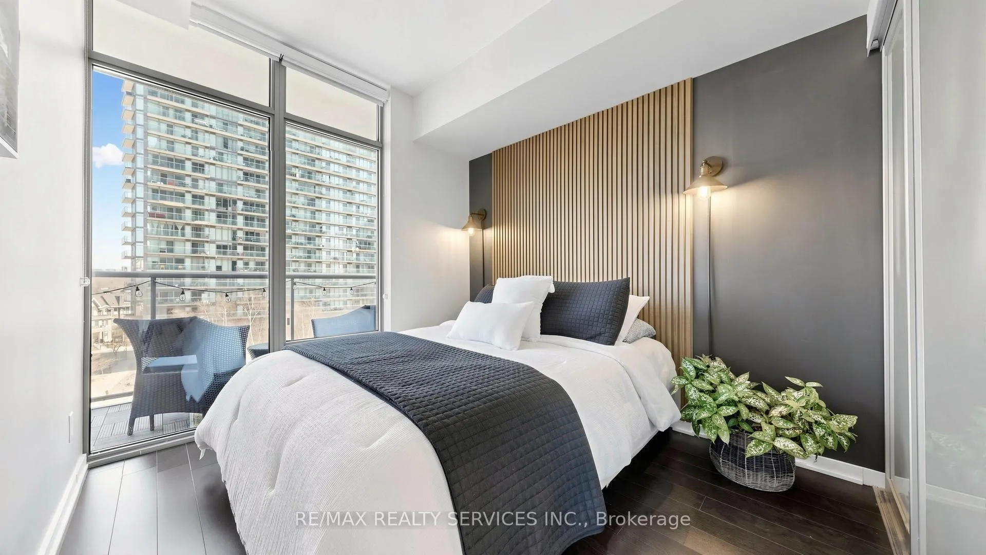 Photo 18 of Unit 511, 105 The Queensway Avenue, Toronto, High Park-Swansea — HOMEH