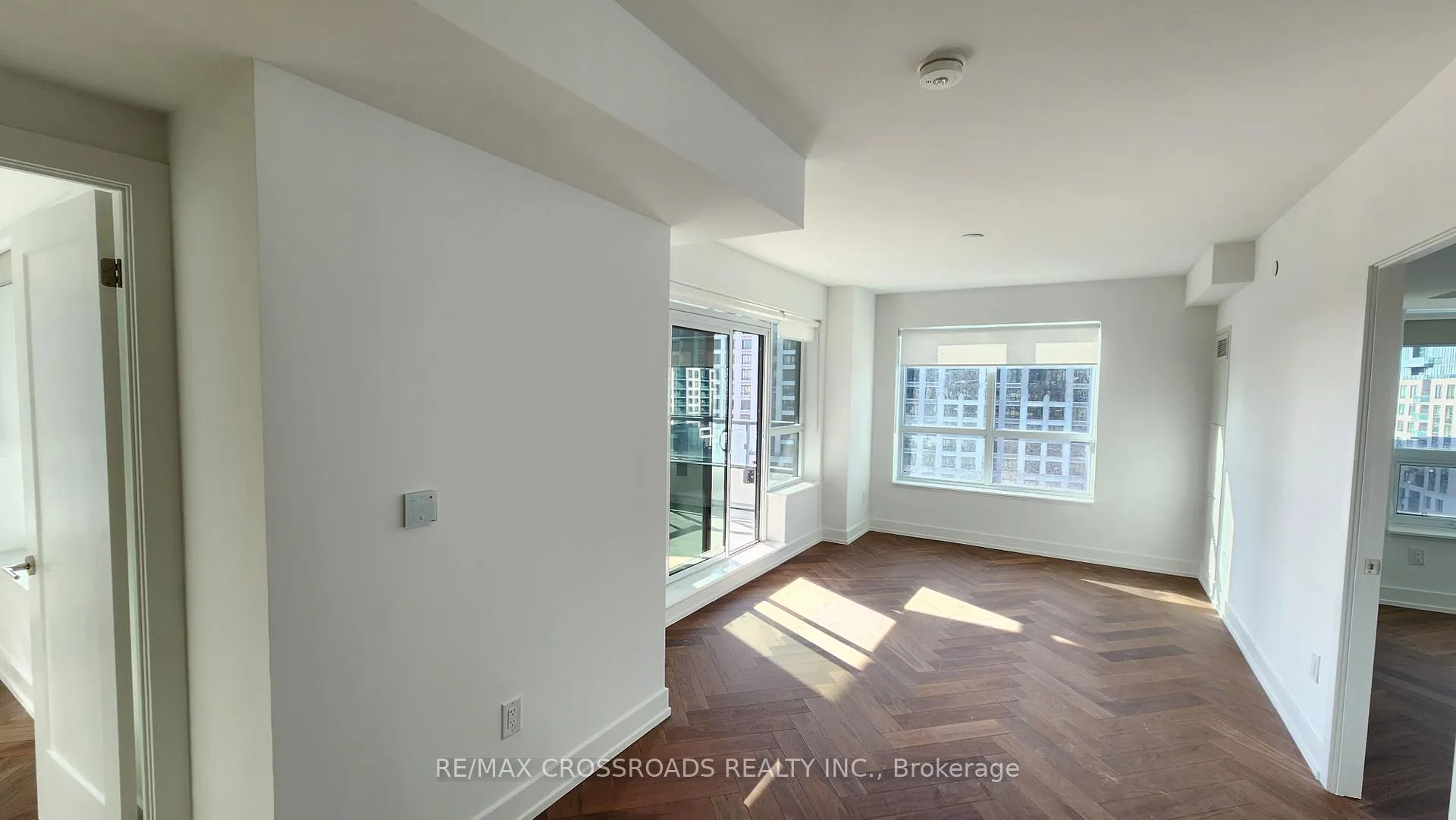 Photo 13 of Unit 908, 9 Clegg Road, Markham, Unionville — HOMEH