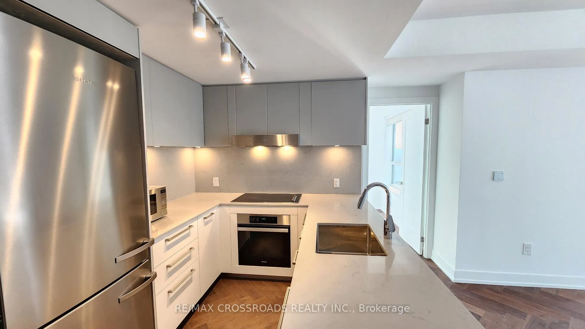 Photo 16 of Unit 908, 9 Clegg Road, Markham, Unionville — HOMEH