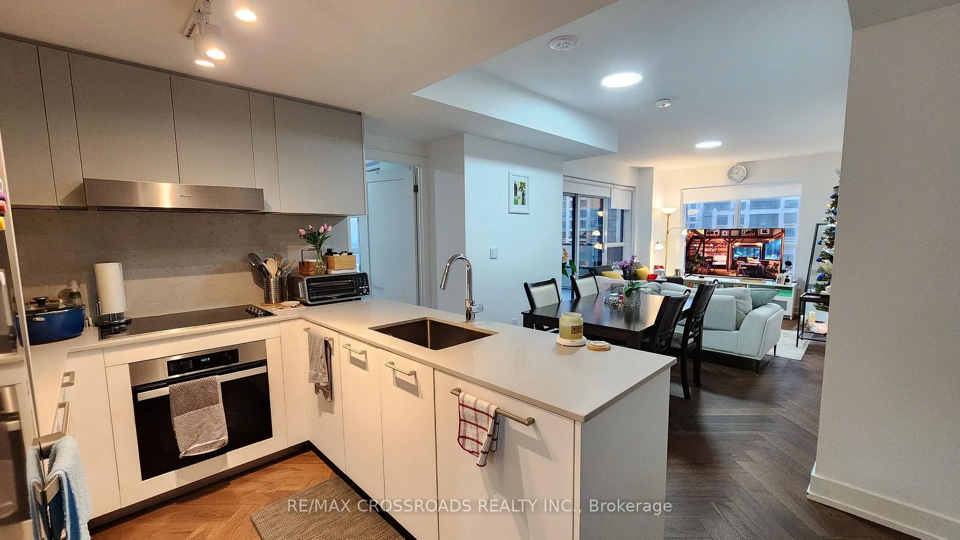 Photo 24 of Unit 908, 9 Clegg Road, Markham, Unionville — HOMEH