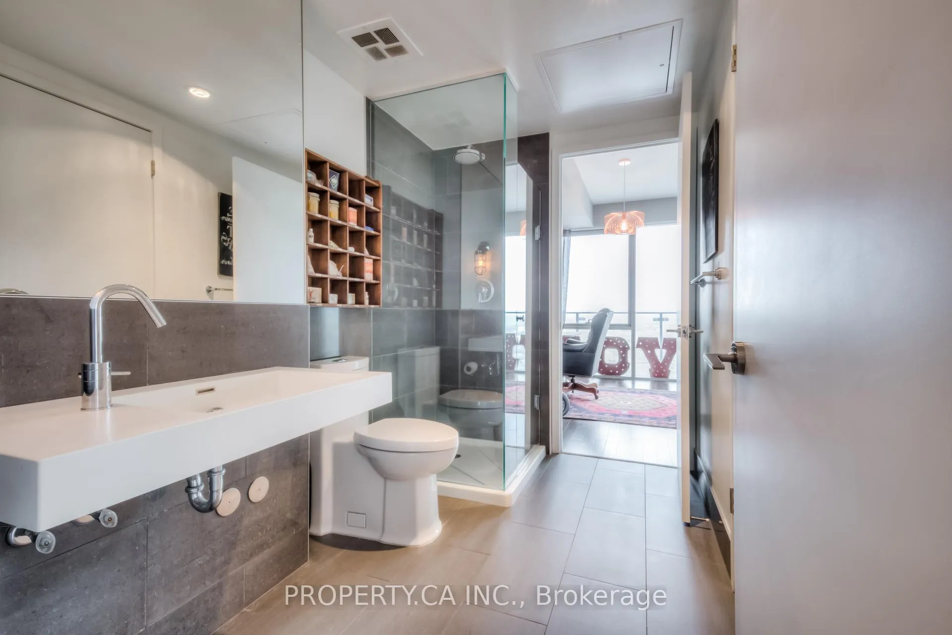 Photo 5 of Unit 3206, 70 Distillery Lane, Toronto, Waterfront Communities — HOMEH