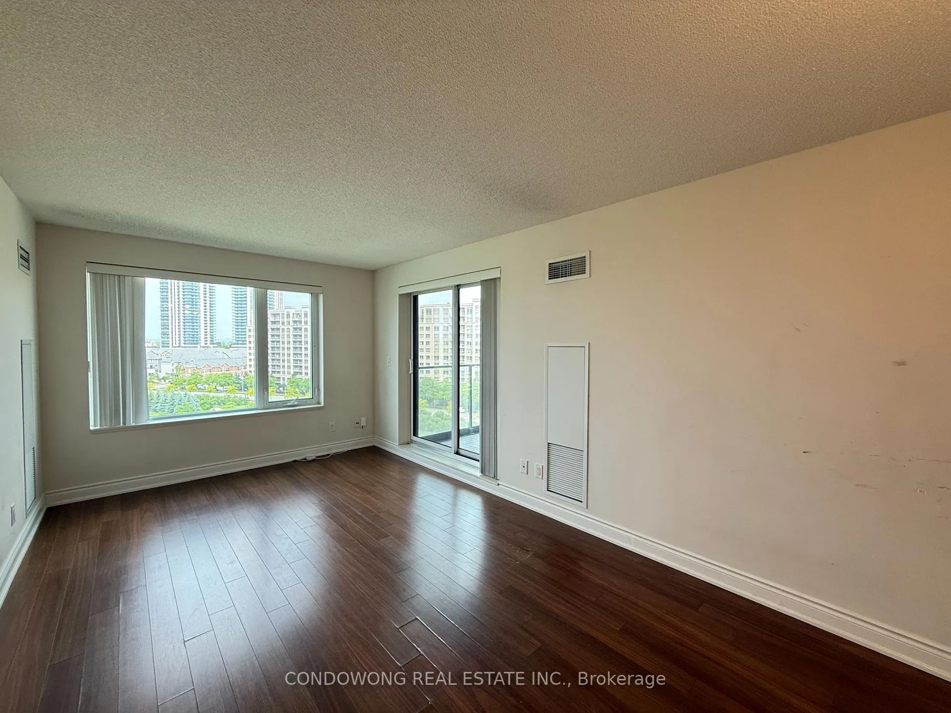 Photo 3 of Unit 1006, 233 South Park Road, Markham, Commerce Valley — HOMEH
