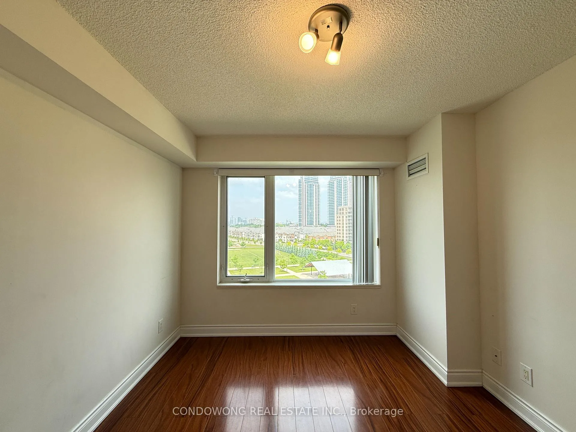 Photo 8 of Unit 1006, 233 South Park Road, Markham, Commerce Valley — HOMEH
