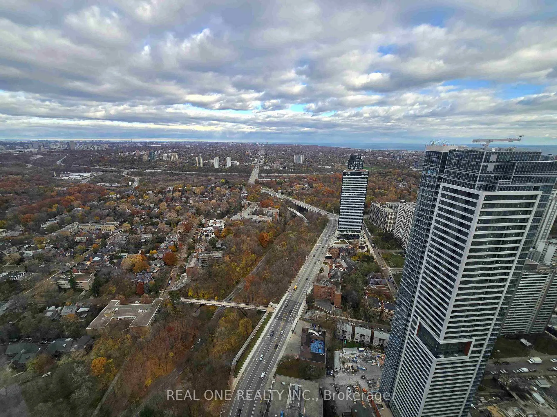 Photo 18 of Unit 5407, 395 Bloor Street E, Toronto, North St. James Town — HOMEH