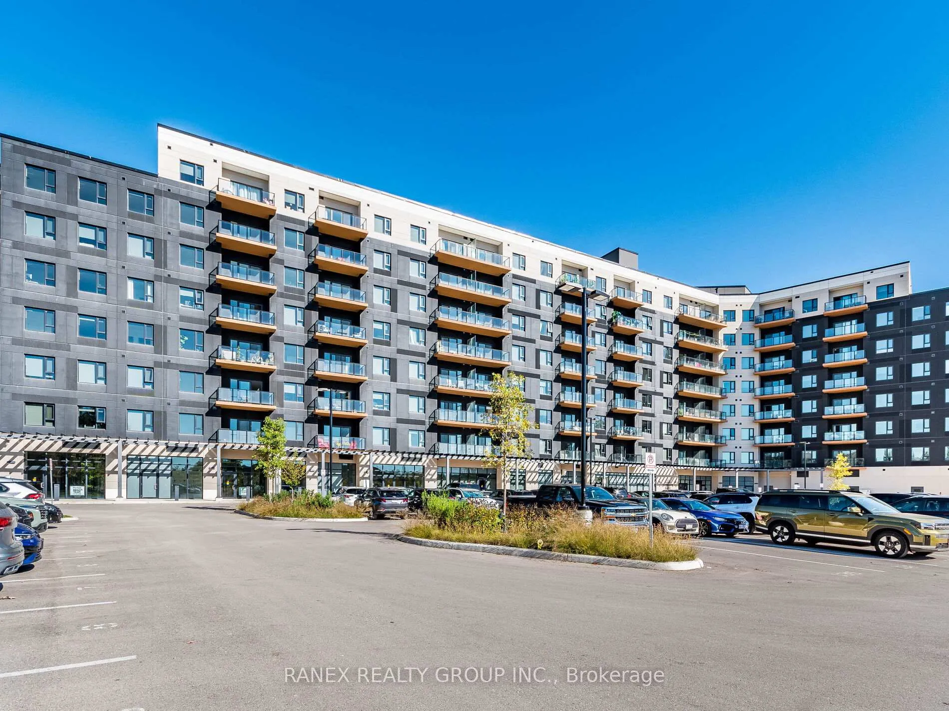 Photo 2 of Unit 215, 525 New Dundee Road, Kitchener — HOMEH