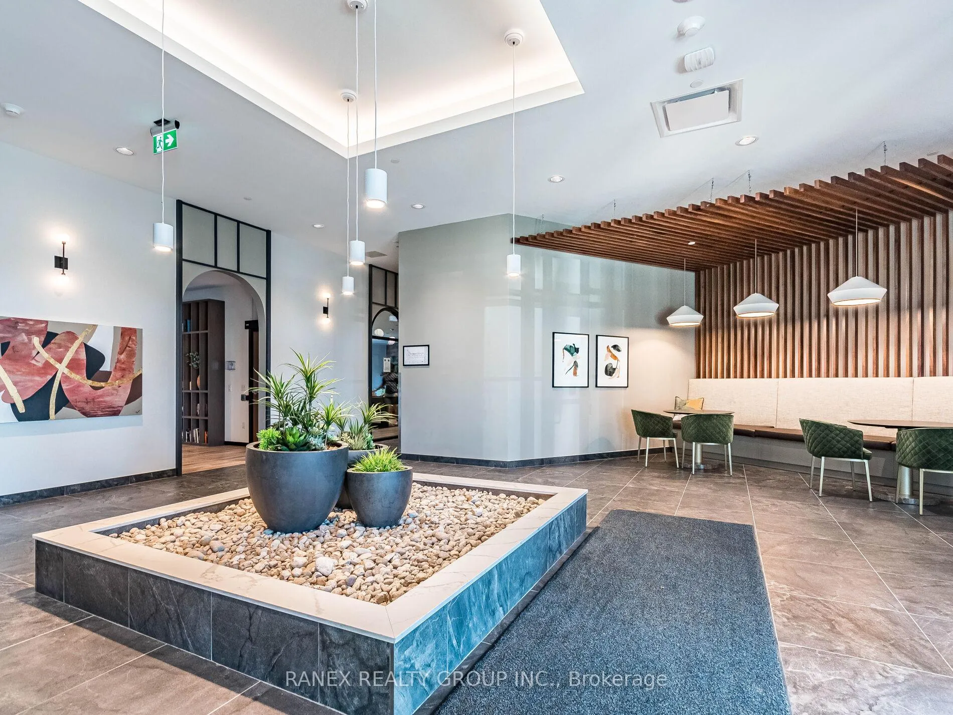 Photo 4 of Unit 215, 525 New Dundee Road, Kitchener — HOMEH