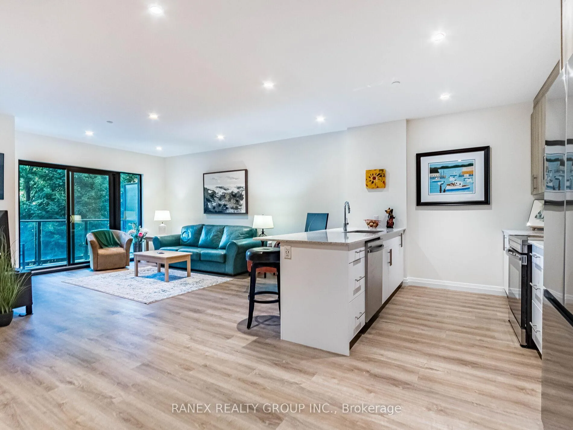 Photo 7 of Unit 215, 525 New Dundee Road, Kitchener — HOMEH