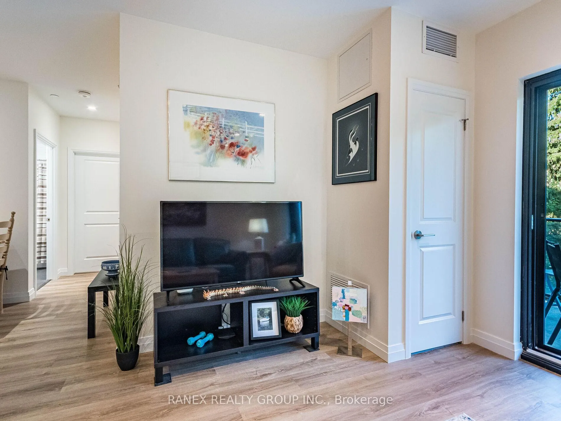 Photo 14 of Unit 215, 525 New Dundee Road, Kitchener — HOMEH