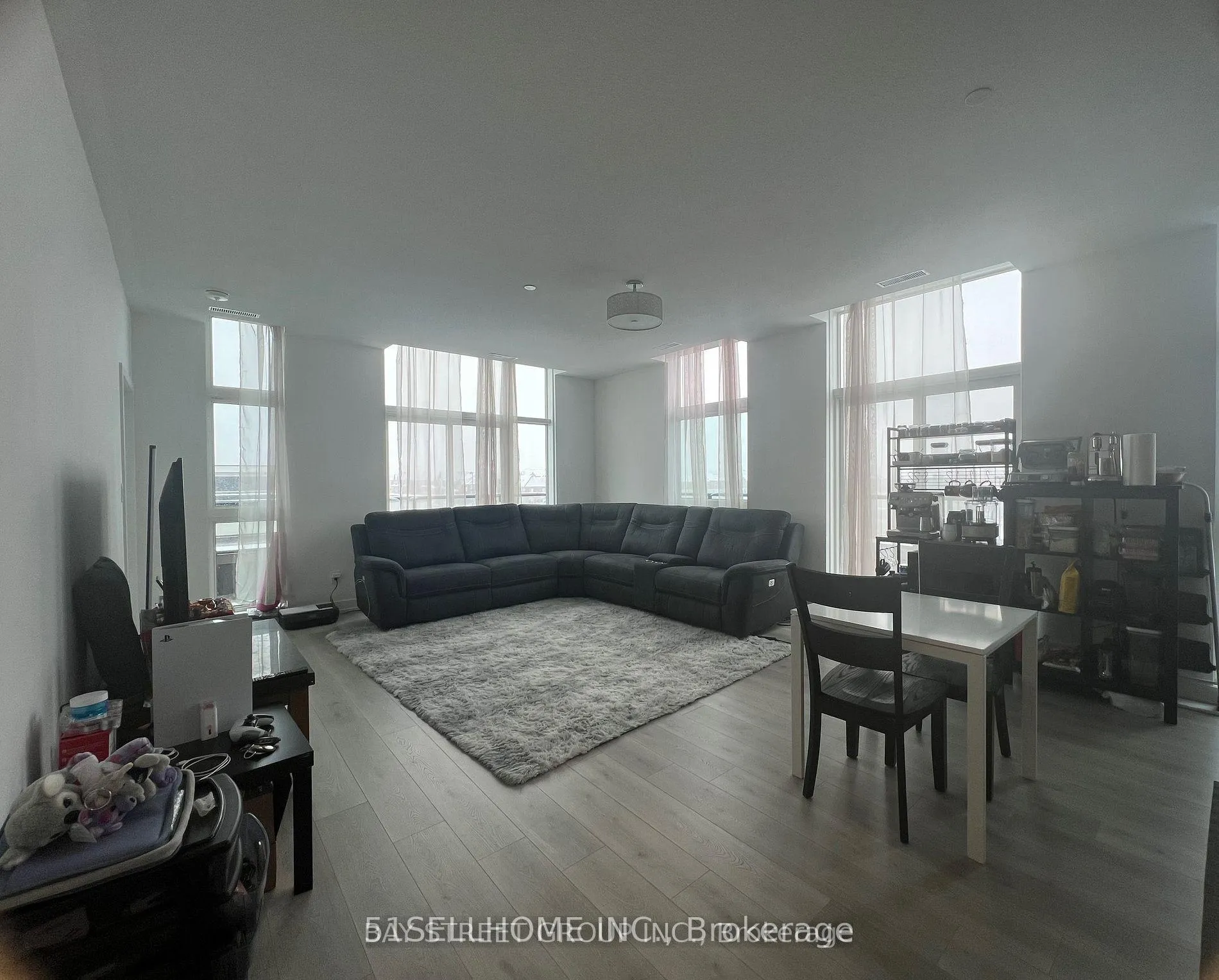 Photo 3 of Unit 510, 1709 Bur Oak Avenue, Markham, Wismer — HOMEH