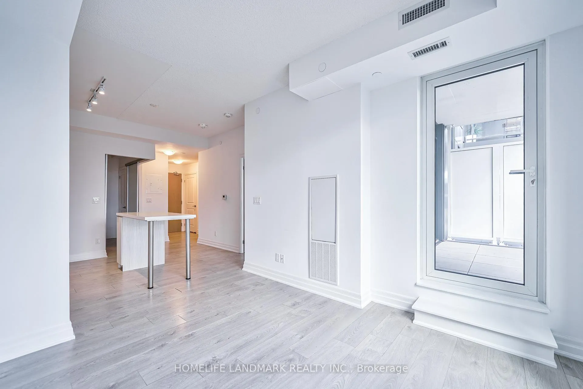 Photo 7 of Unit 509, 8 Rouge Valley Drive W, Markham, Unionville — HOMEH