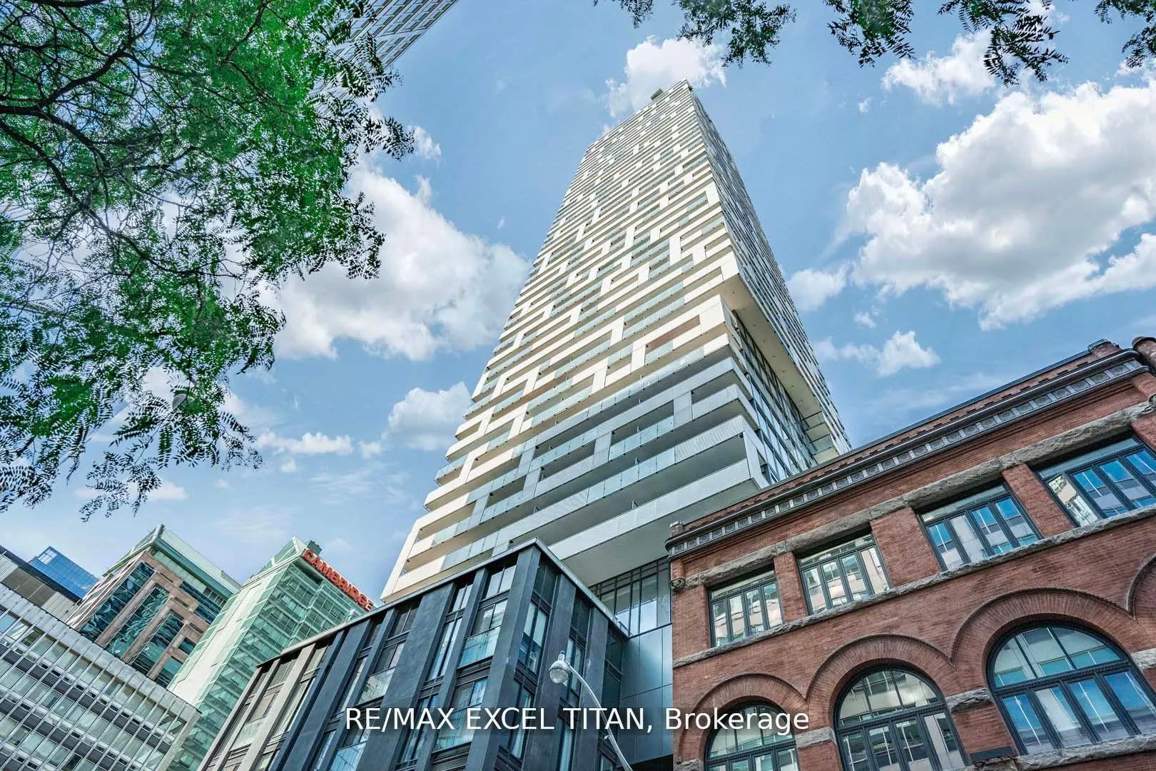 Front of Unit Uph06 (4506), 20 Lombard Street