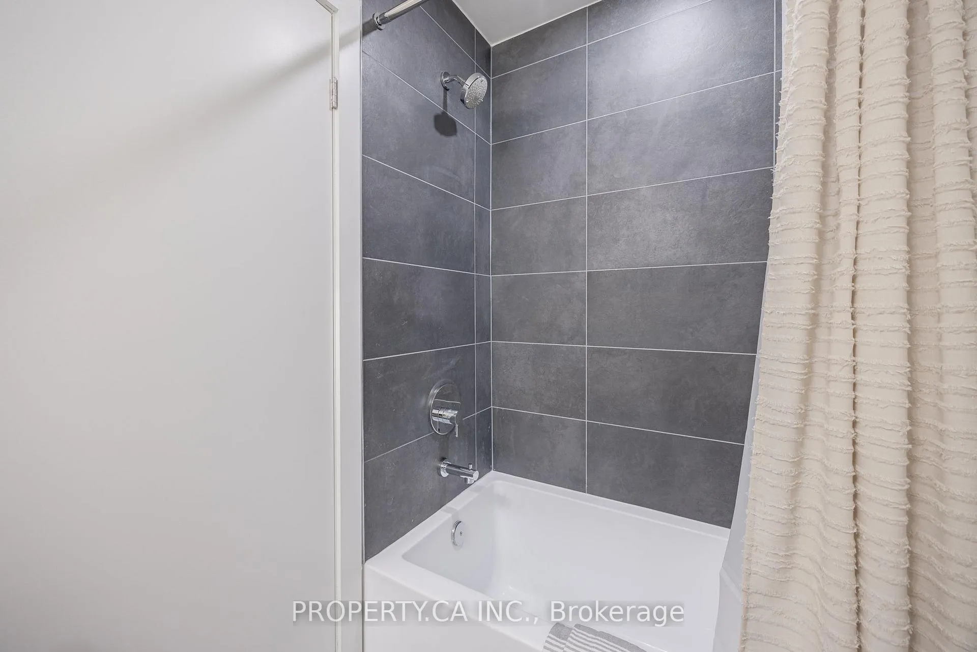 Photo 24 of Unit 507, 495 Logan Avenue, Toronto, North Riverdale — HOMEH