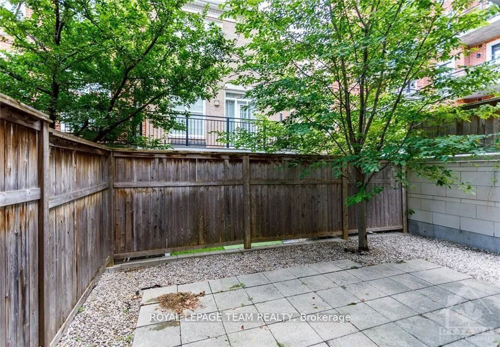 Photo 31 of 100 Applegate Private, Ottawa, West Centre Town — HOMEH