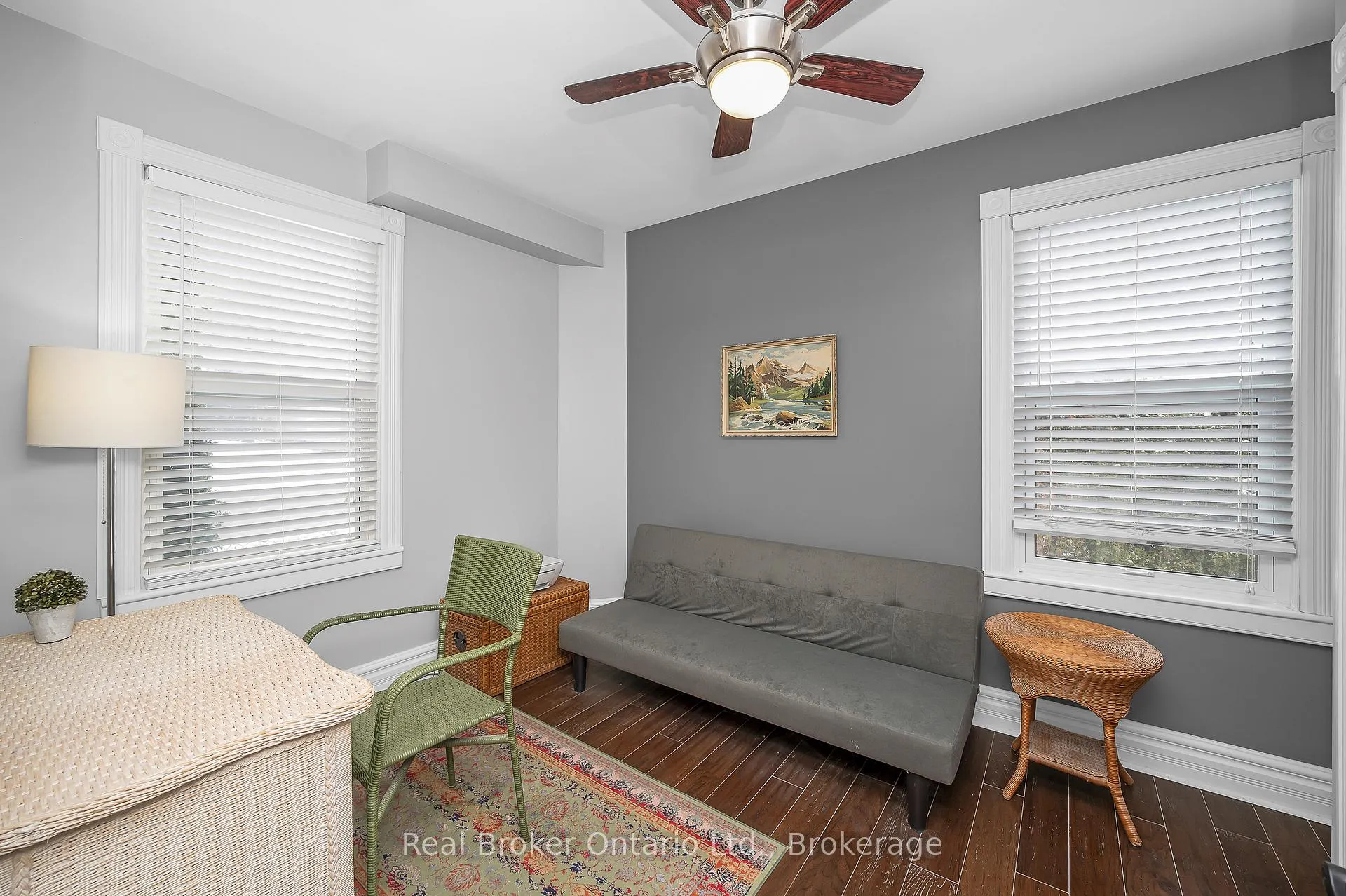 Photo 5 of 15 Maple Avenue, Hamilton, Stoney Creek — HOMEH