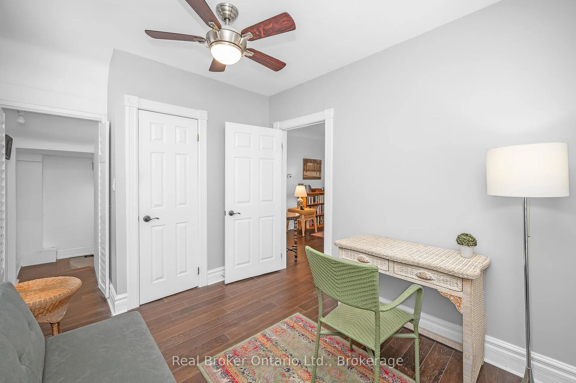 Photo 6 of 15 Maple Avenue, Hamilton, Stoney Creek — HOMEH