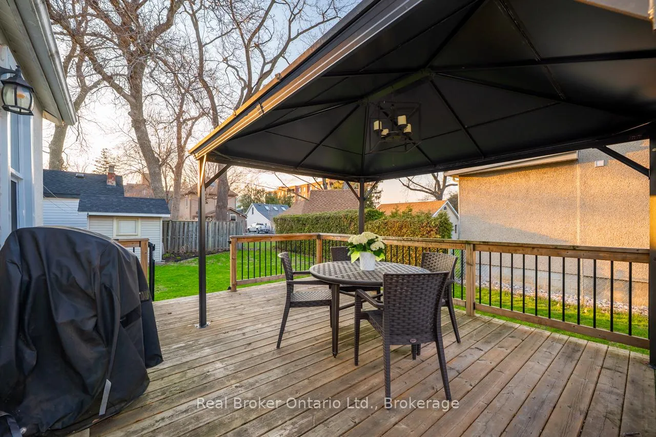 Photo 29 of 15 Maple Avenue, Hamilton, Stoney Creek — HOMEH
