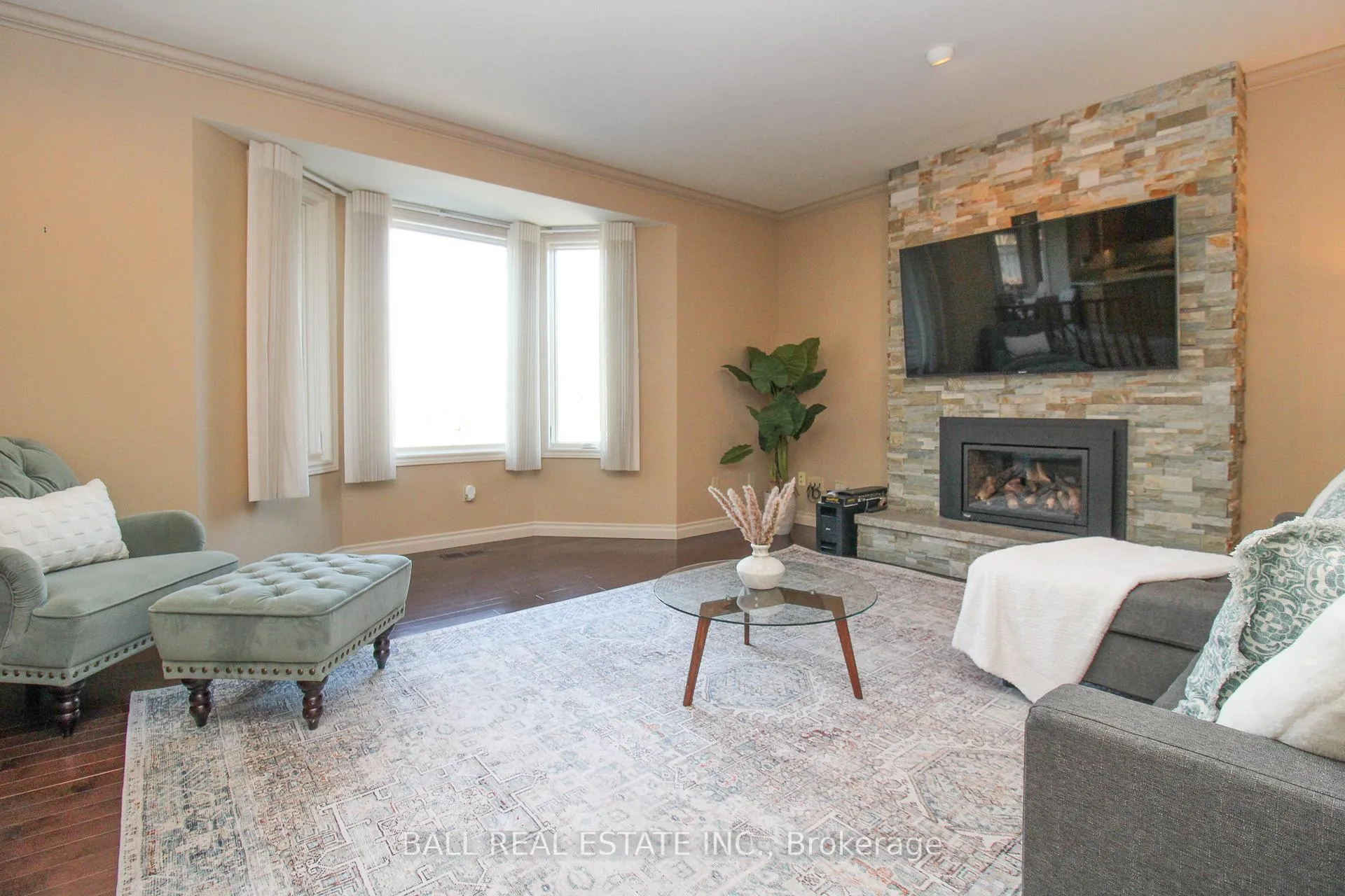 Photo 8 of 1166 Summit Drive, Peterborough, Otonabee Ward 1 — HOMEH
