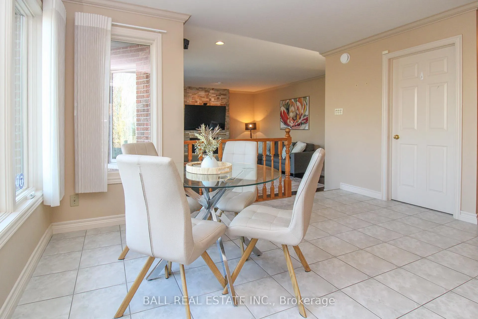 Photo 15 of 1166 Summit Drive, Peterborough, Otonabee Ward 1 — HOMEH