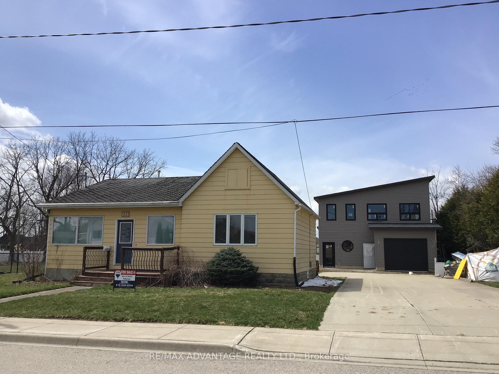 Photo 1 of 236 West Street, Central Elgin, Belmont — HOMEH