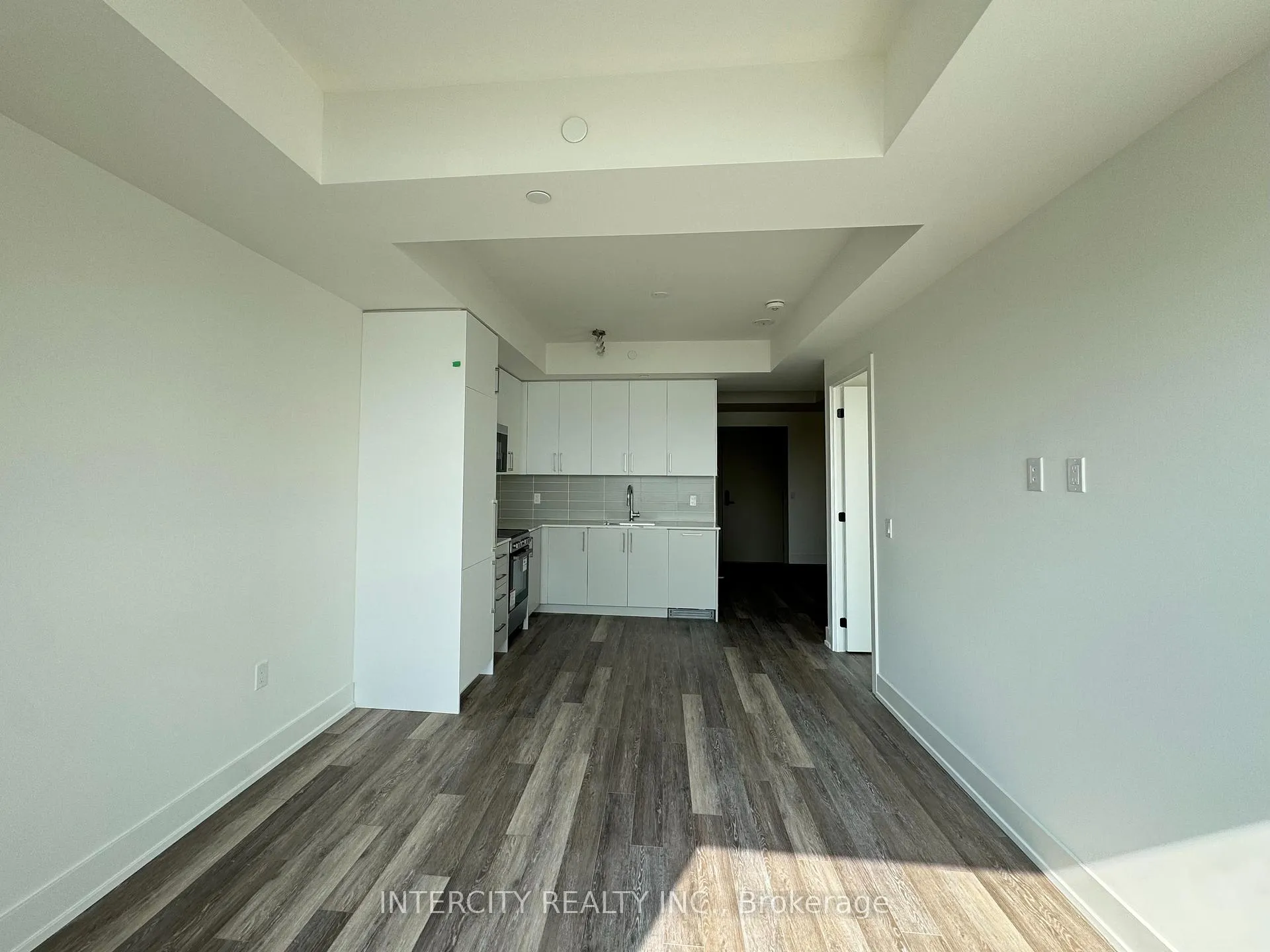 Photo 6 of Unit 245, 2075 King Road, King, King City — HOMEH