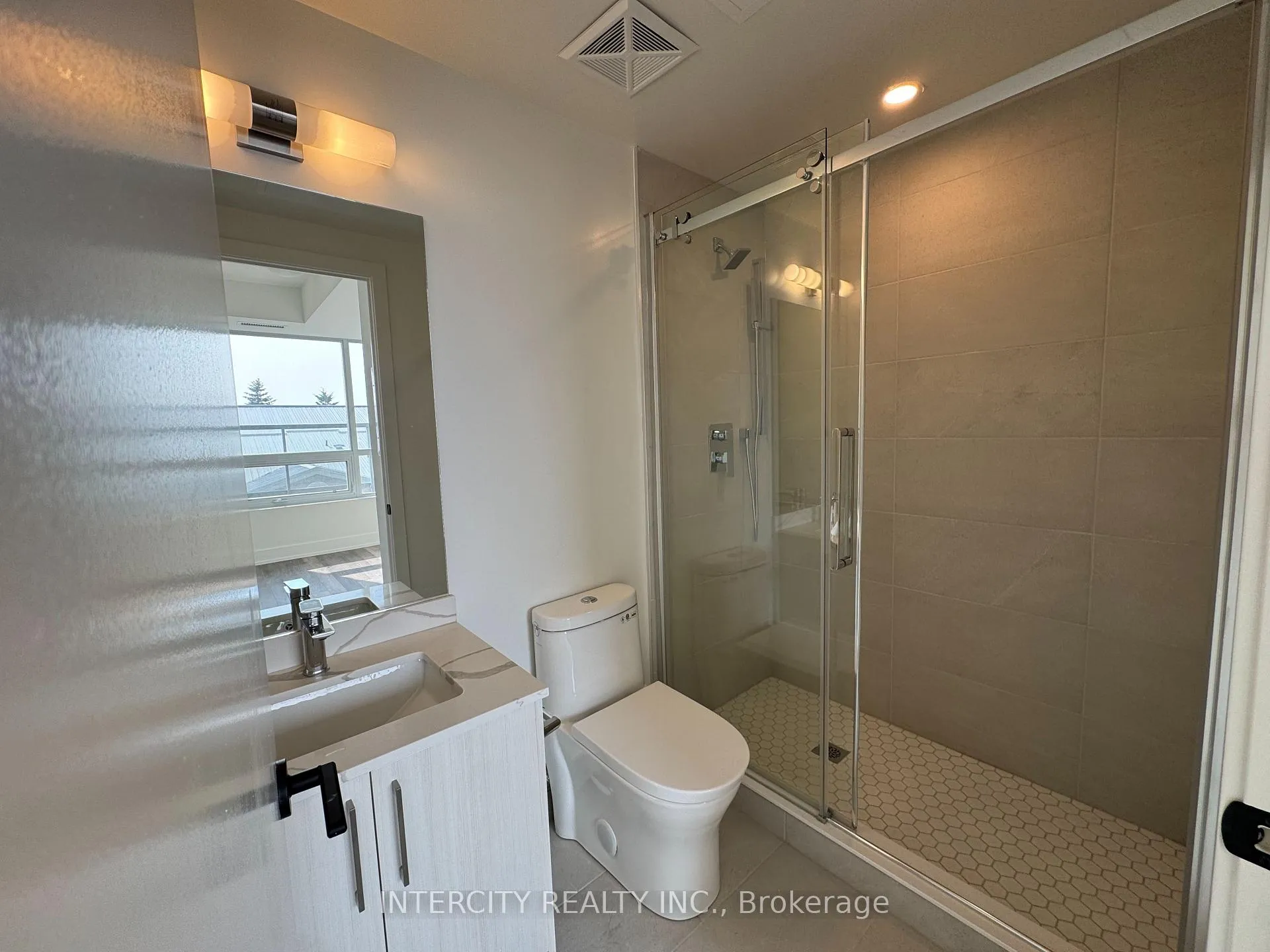 Photo 9 of Unit 245, 2075 King Road, King, King City — HOMEH