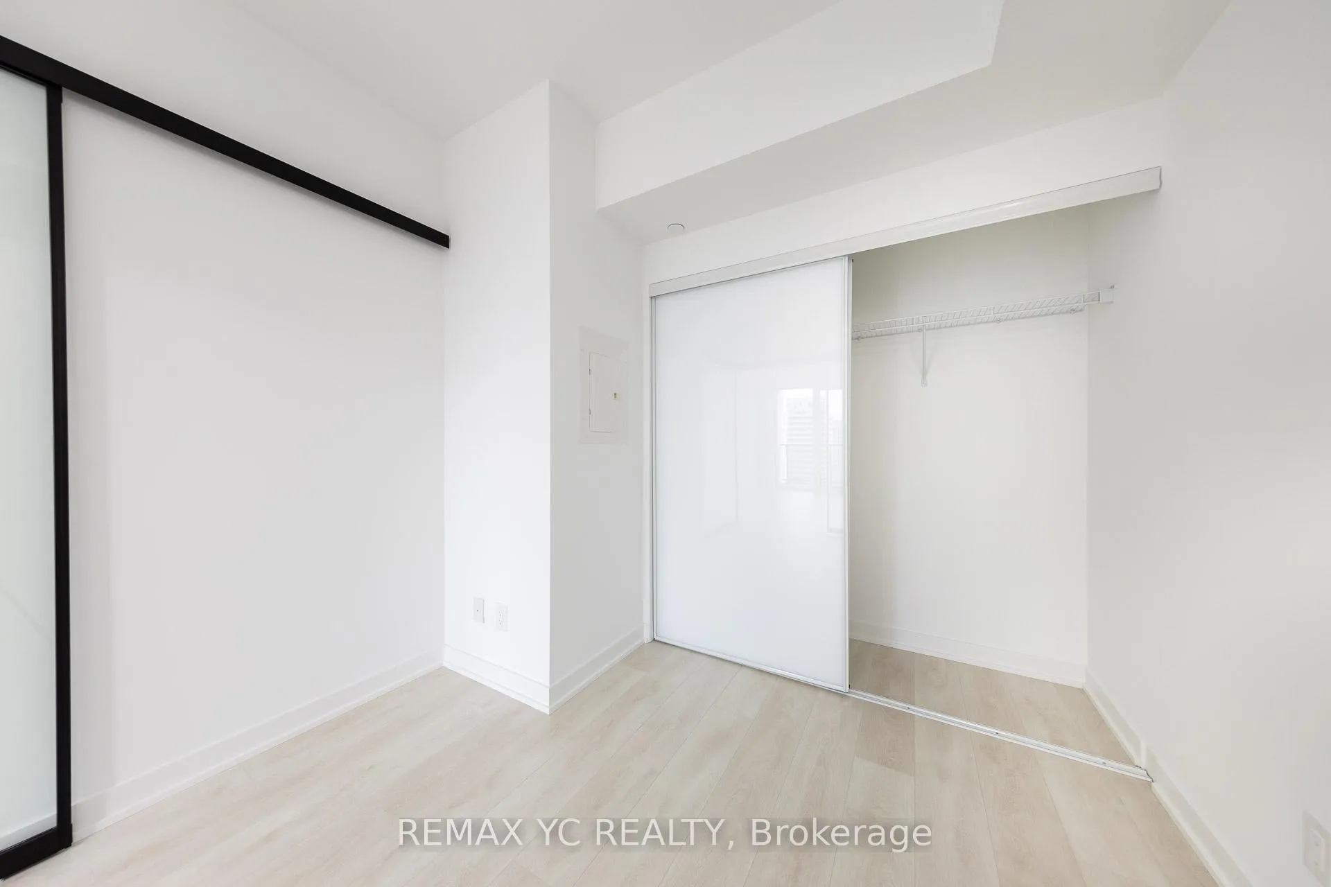 Photo 8 of Unit 2207, 5 Defries Street, Toronto, Regent Park — HOMEH