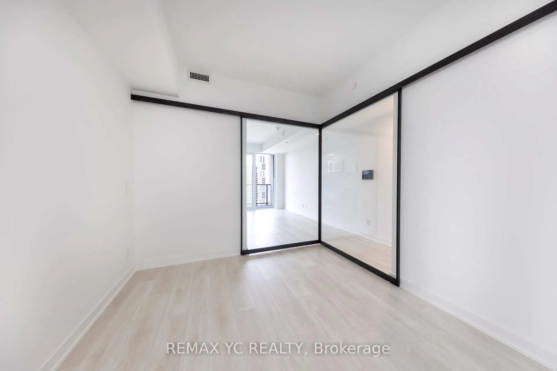 Photo 9 of Unit 2207, 5 Defries Street, Toronto, Regent Park — HOMEH