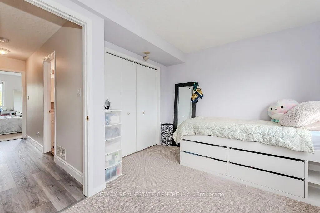 Photo 18 of Unit 7, 601 Columbia Forest Boulevard, Waterloo — HOMEH