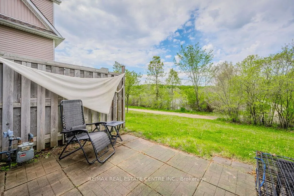 Photo 25 of Unit 7, 601 Columbia Forest Boulevard, Waterloo — HOMEH